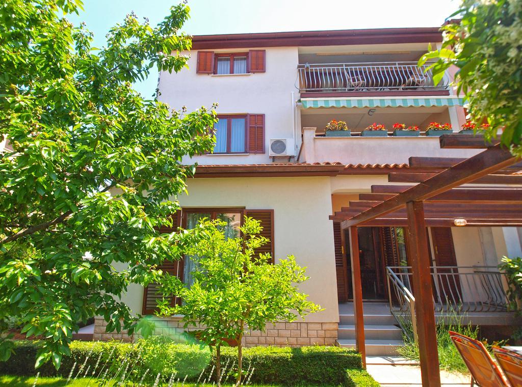 Apartments Mira 1293 Фажана Екстер'єр фото