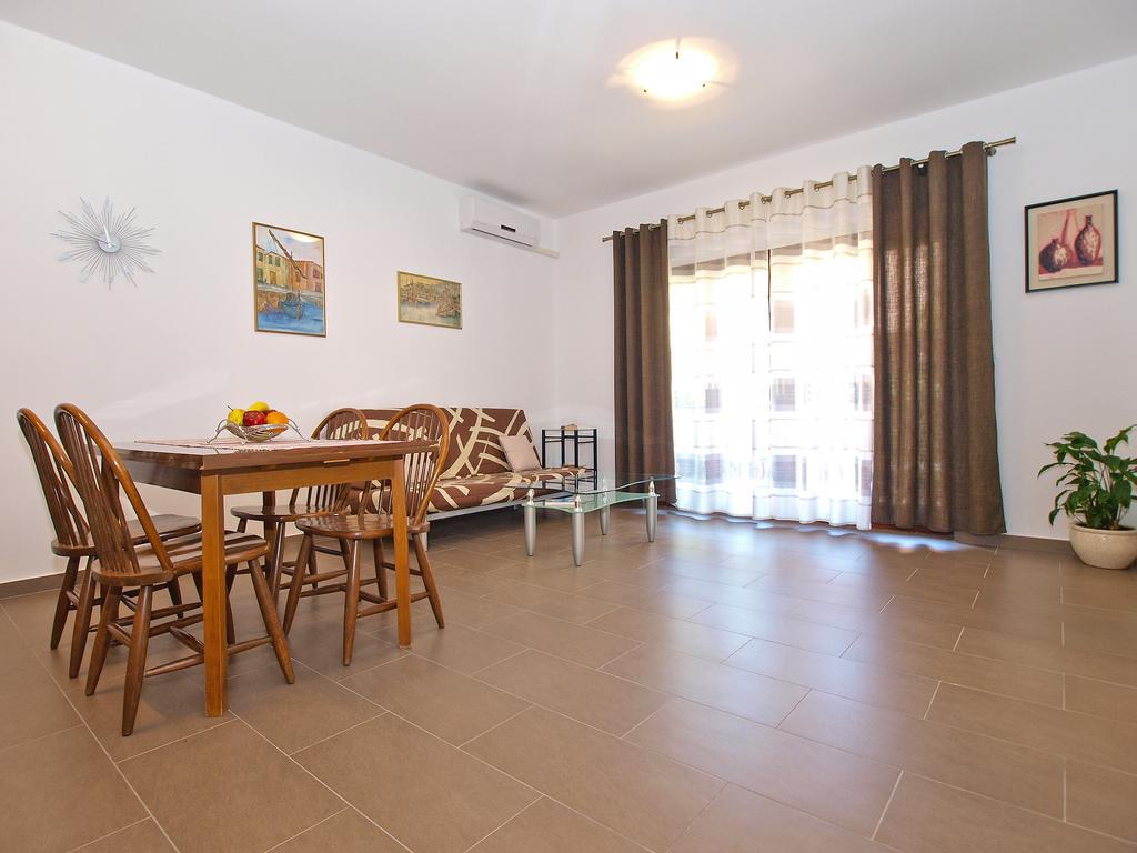 Apartments Mira 1293 Фажана Екстер'єр фото