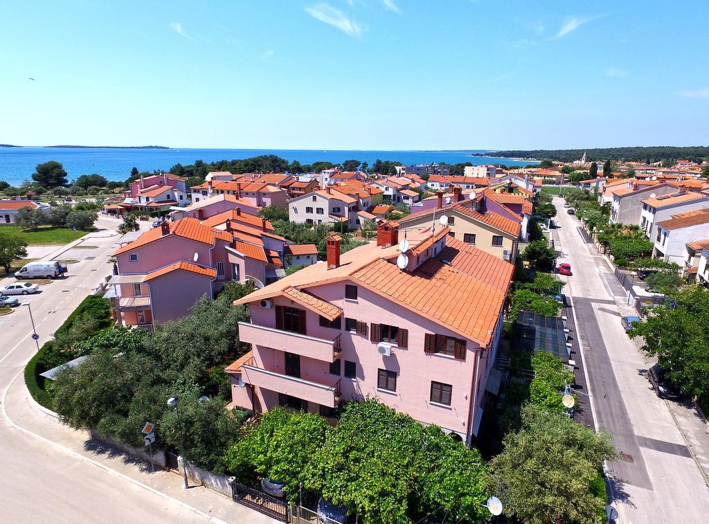 Apartments Mira 1293 Фажана Екстер'єр фото