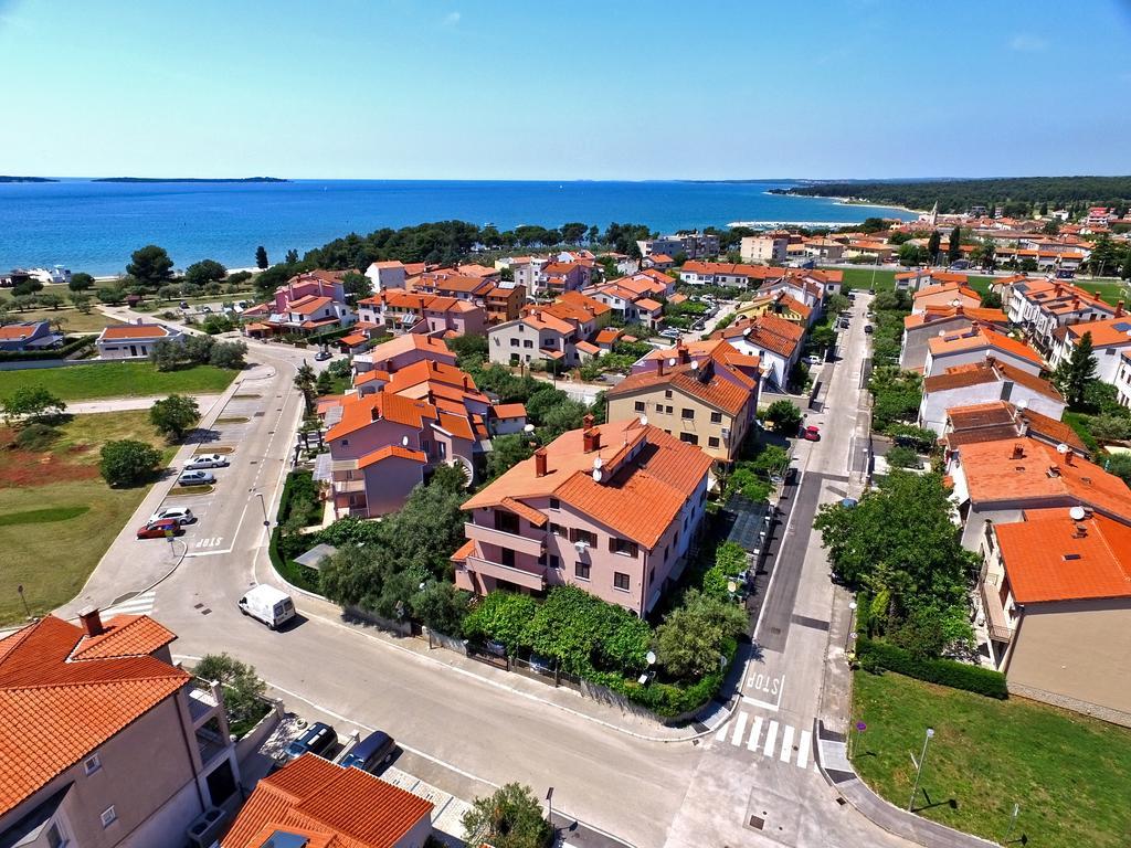 Apartments Mira 1293 Фажана Екстер'єр фото